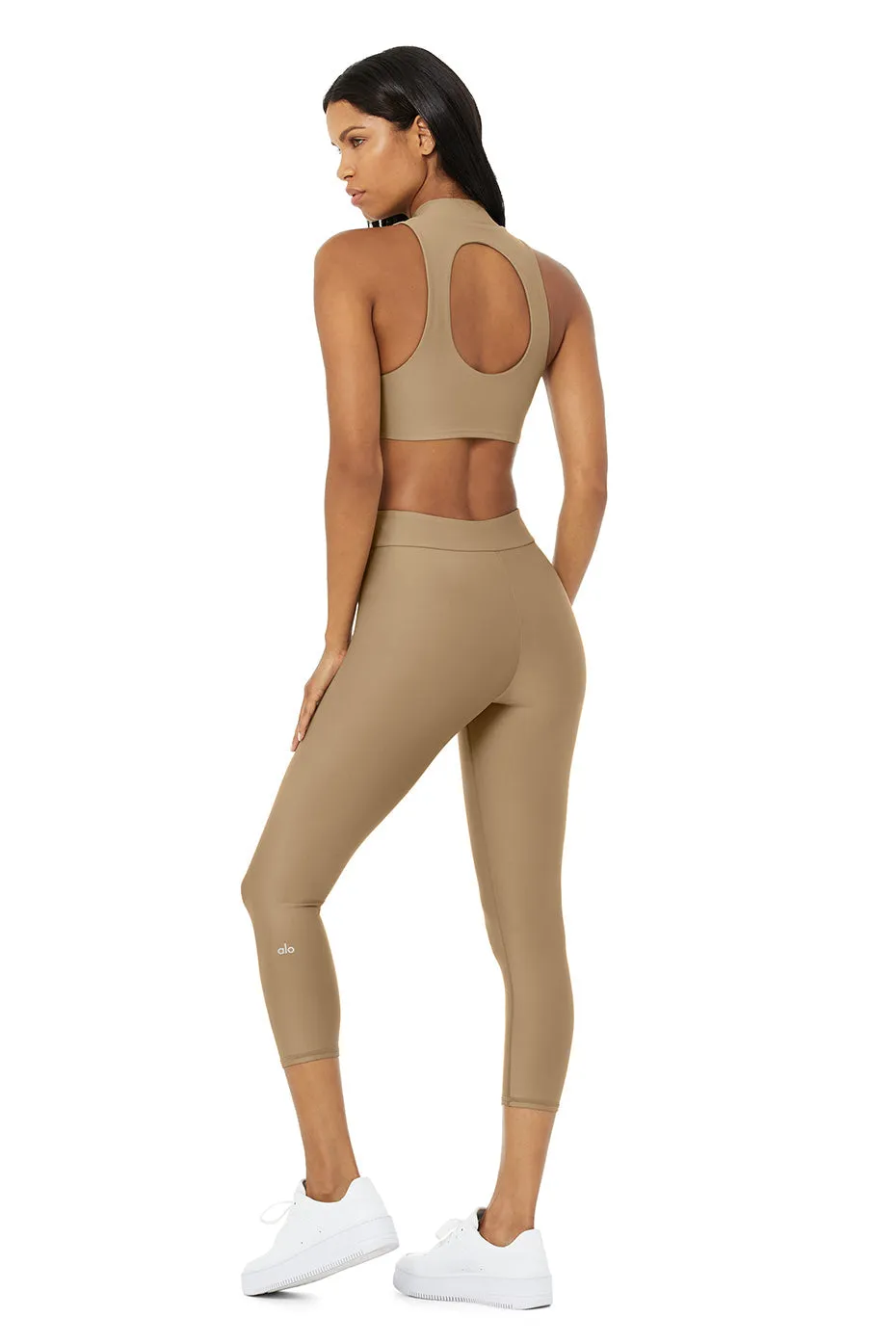 Airlift Fuse Bra Tank & Airlift High-Waist Conceal-Zip Capri Set