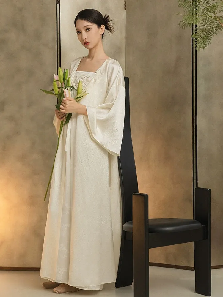 Aurelia Satin Sleep Gown in Tang Dynasty