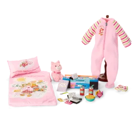 Courtney’s™ Strawberry Shortcake™ Sleepover Bundle (Historical Characters)