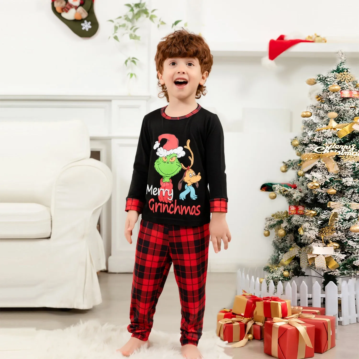 Family Matching Round Neck Pajama Set with Grinch Pattern