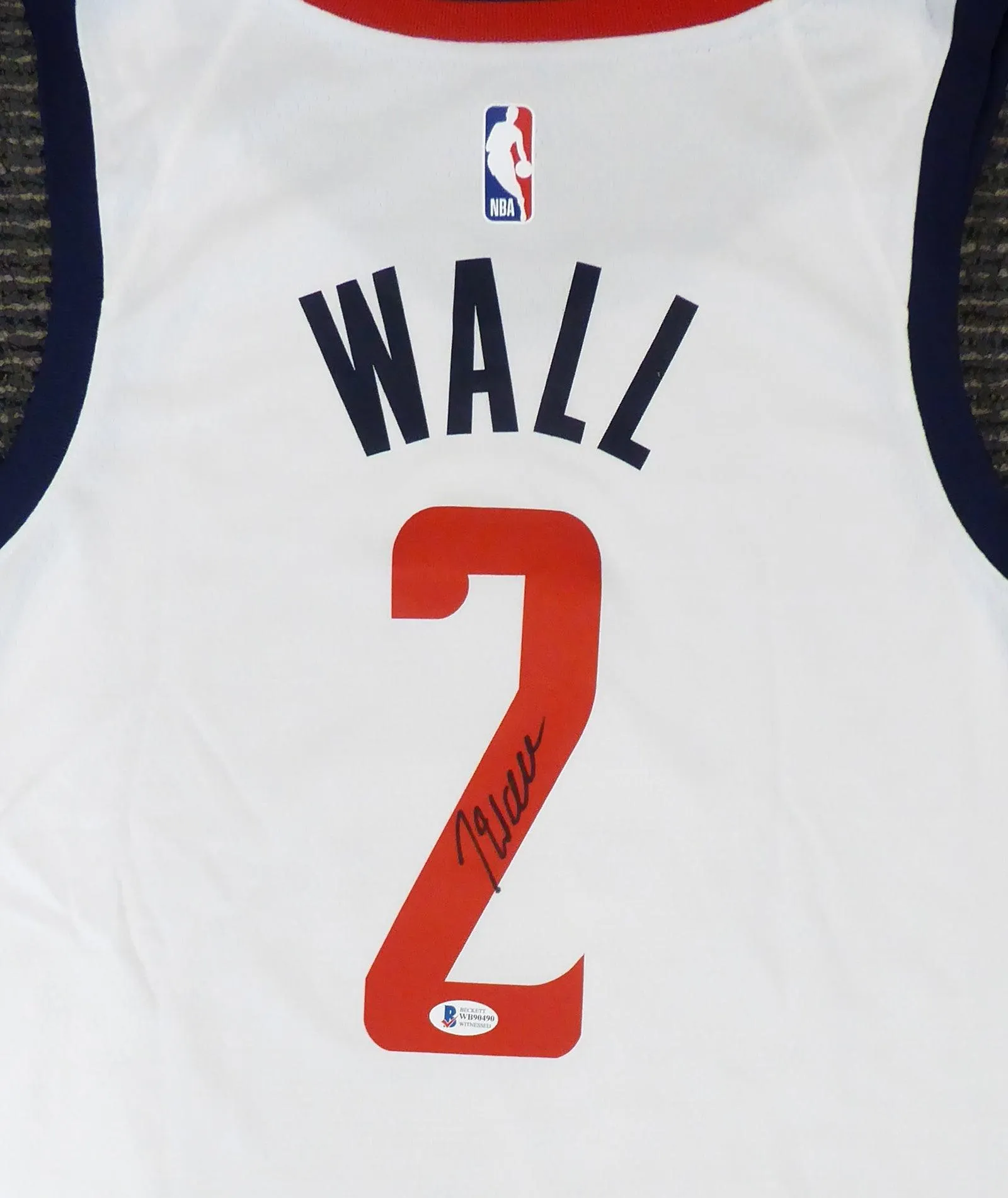 Washington Wizards John Wall Autographed White Nike Swingman Jersey DC Logo Size L Beckett BAS Stock #182246