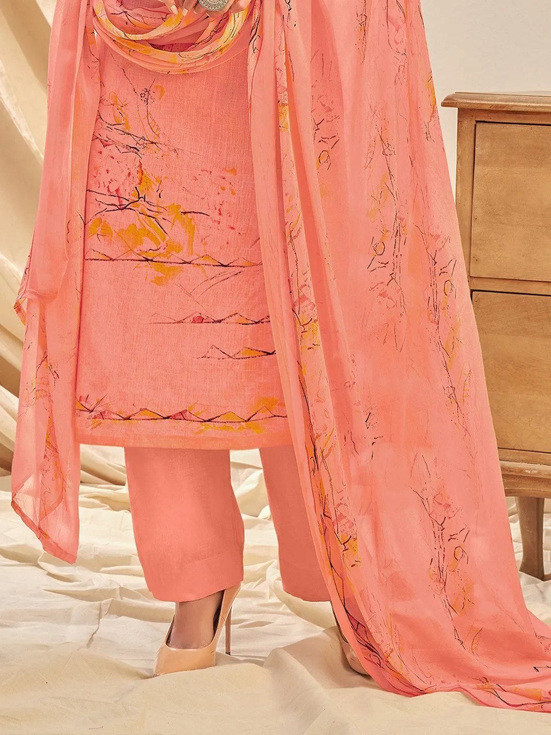 Women's Cotton Linen Pink Unstitched Suit With Chiffon Dupatta